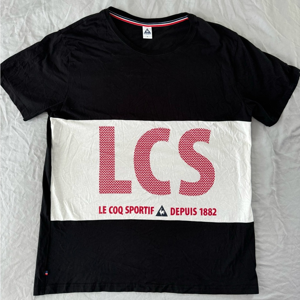 Vintage Le Coq International Colour Block Tshirt Size (XLarge) Le Coq Crewneck